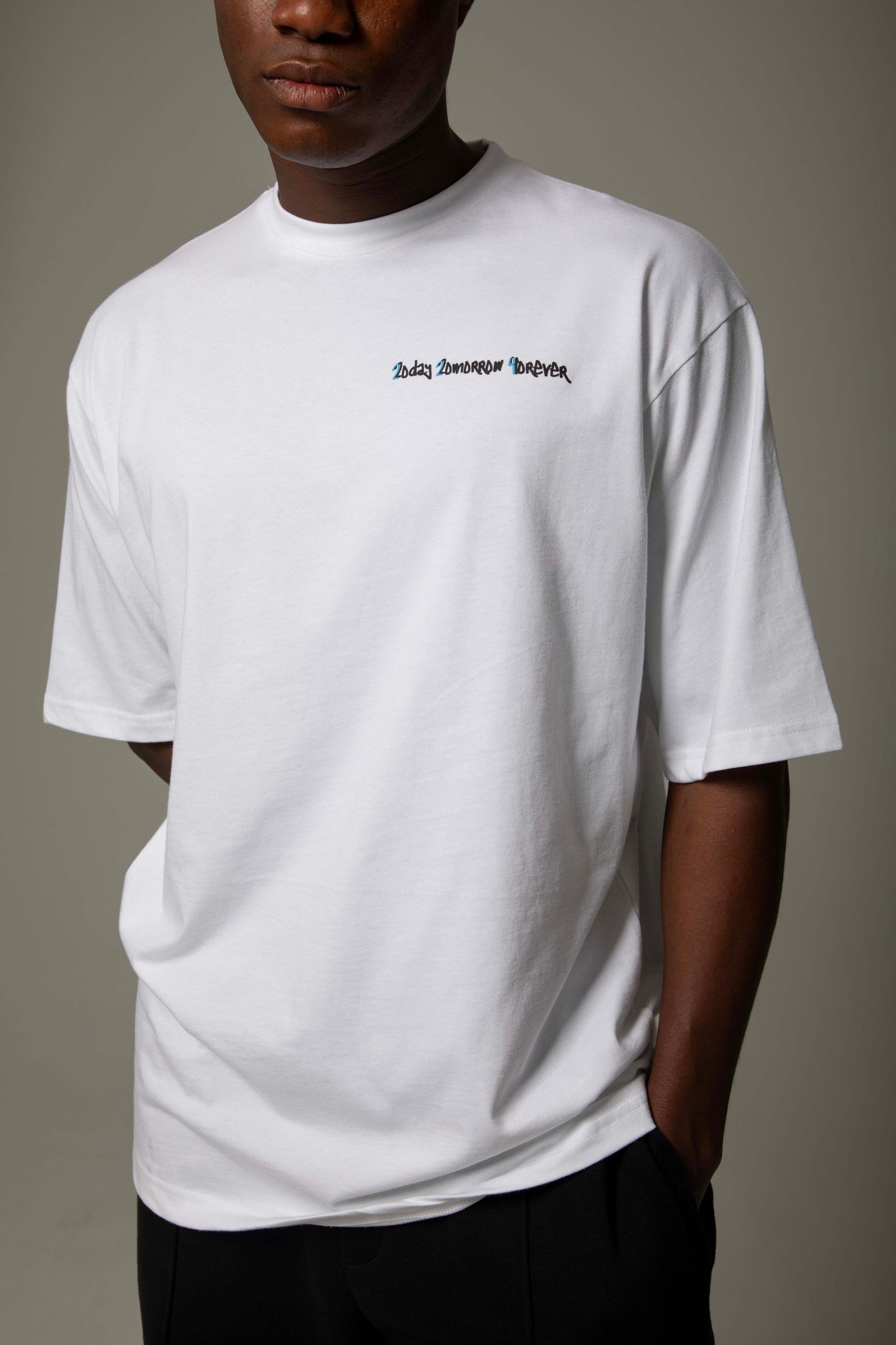 "WORLDWIDE" TEE [WHITE]